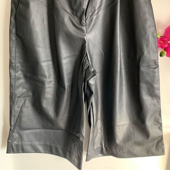 H&M BLACK FAUX LEATHER CULOTTES - Picture 10 of 13